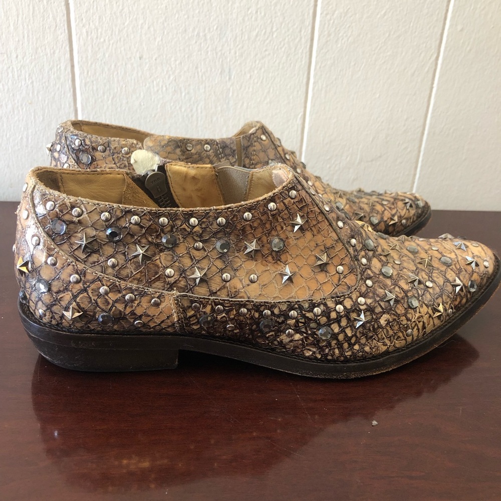JIMMY CHOO Sz 6 Snake-Embossed Leather Studded Loafers